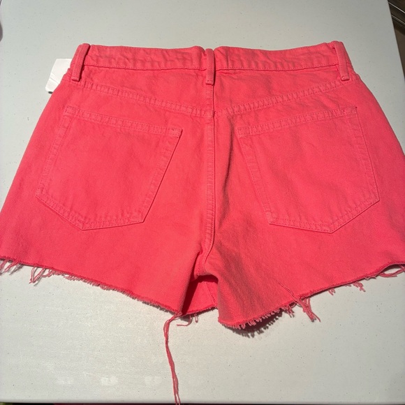 NWT FRAME Le Brigette Denim Shorts Raw Hem in Hot Pink Size 27 - Picture 10 of 11